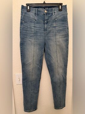 White House Black Market Women's Tapered Ankle Jeans